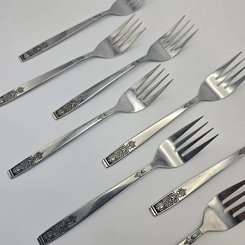 Young‎ Rose Imperial Intl Stainless Salad Forks Set of 8 Flatware 6.5